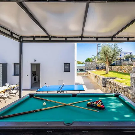 Lambis Athina Villa Líndos