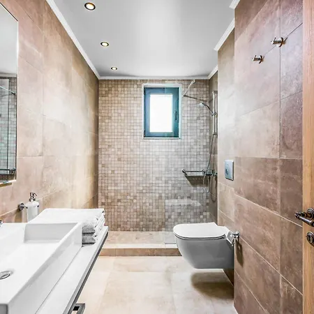 Lambis Athina Villa