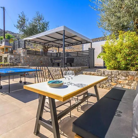 Lambis Athina Villa Líndosz