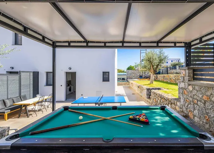 Lambis Athina Villa Líndosz